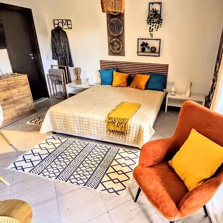 Superior With Terrace In 4star Life Apartament